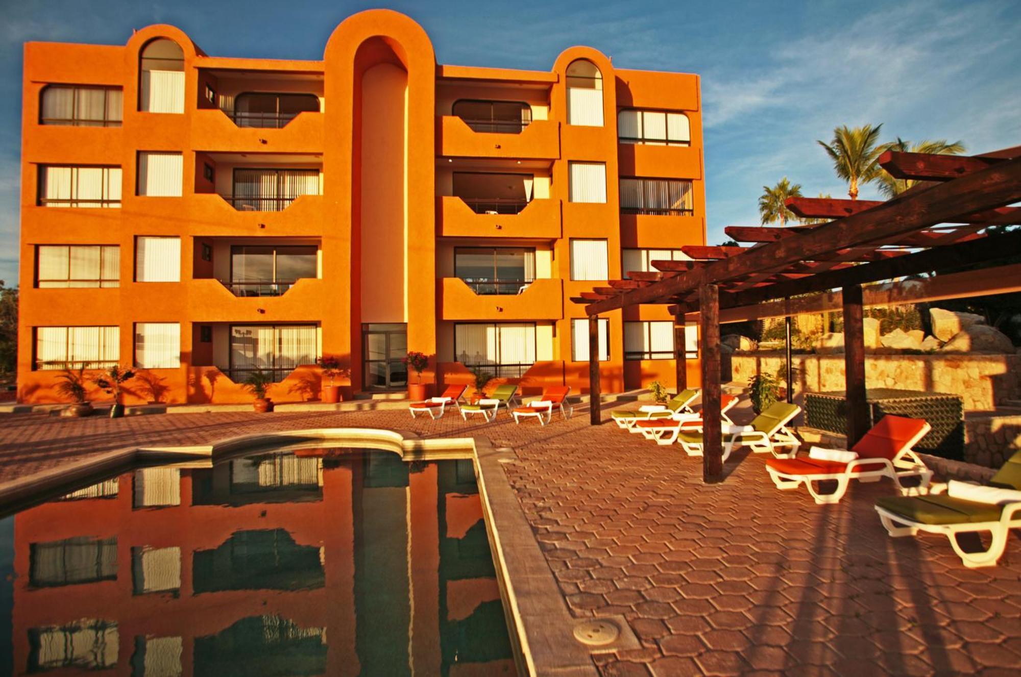 Sunrock Hotel & Suites Кабо-Сан-Лукас Экстерьер фото